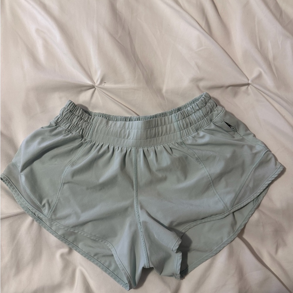 Hotty Hot Low-Rise Lined Shorts 2.5” Delicate Mint Size 4